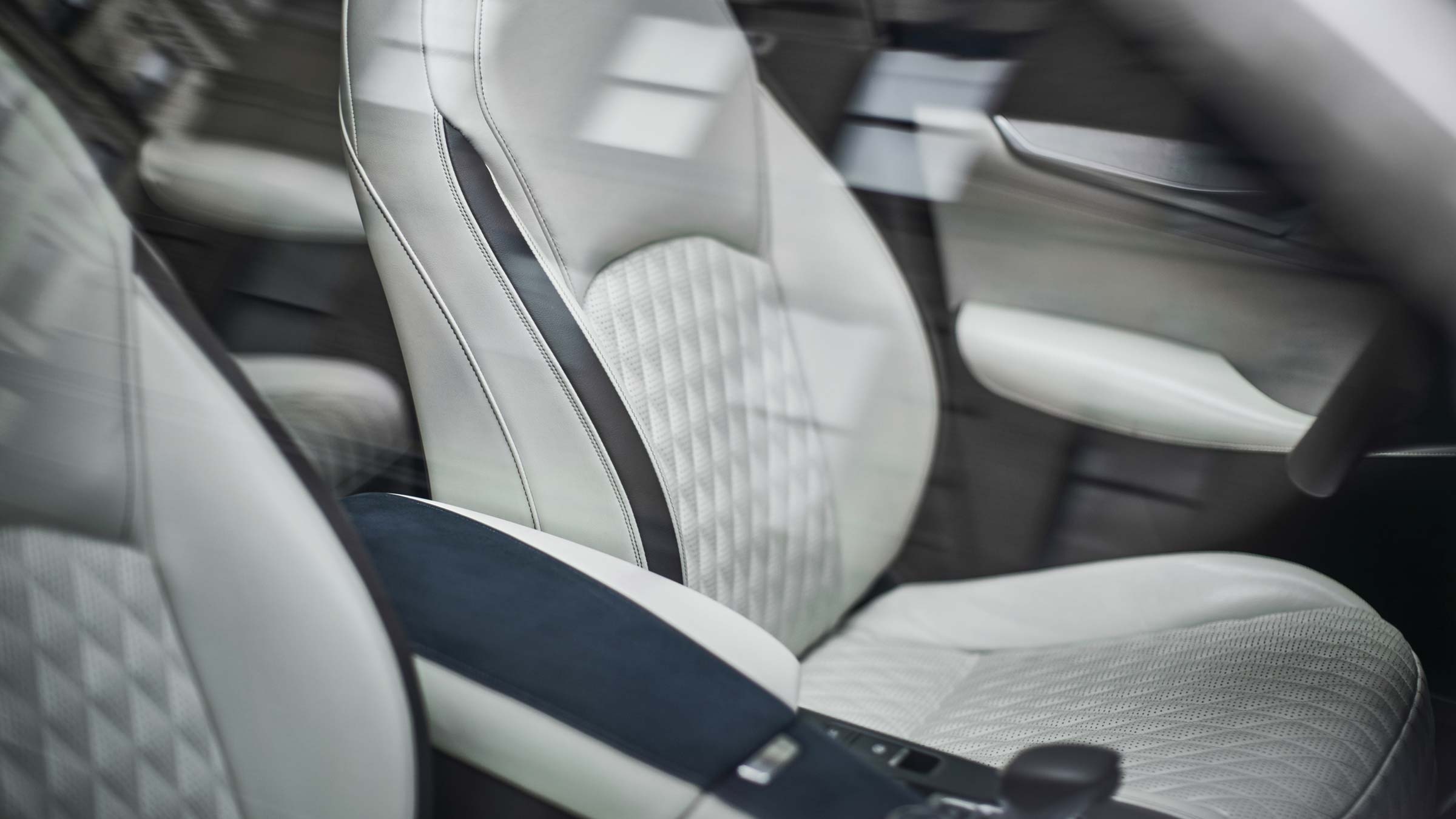 2022 INFINITI QX50 SUV leather seats.